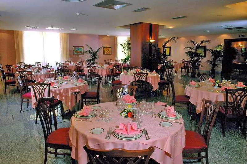 אסראלה Excelsior Palace Terme מלון