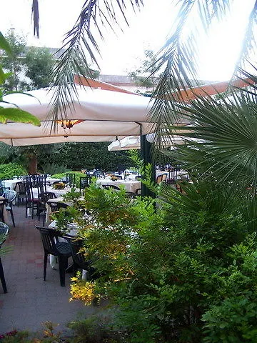 אסראלה Excelsior Palace Terme 3*,  איטליה