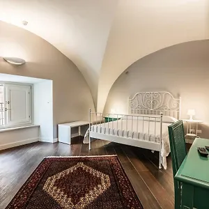 Cavour Acireale